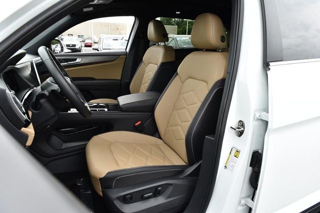 2025 Volkswagen Atlas Cross Sport 2.0T SE w/Technology