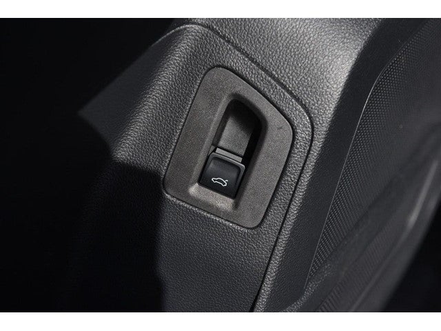 2023 Volkswagen Atlas Cross Sport 3.6L V6 SE w/Technology FWD