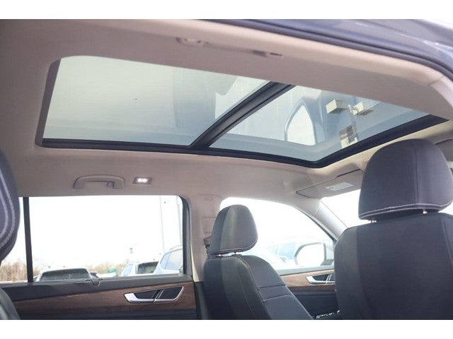 2026 Volkswagen Atlas 2.0T SE w/Technology FWD