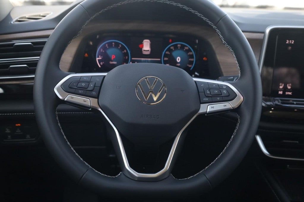 2026 Volkswagen Atlas 2.0T SE w/Technology FWD