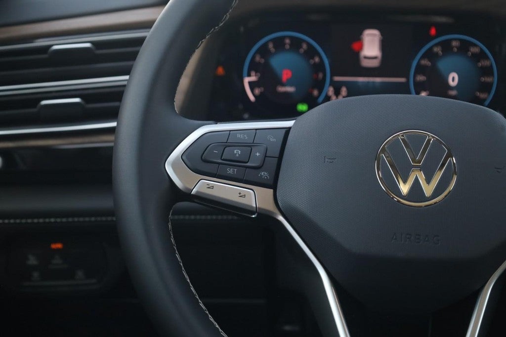 2026 Volkswagen Atlas 2.0T SE w/Technology FWD