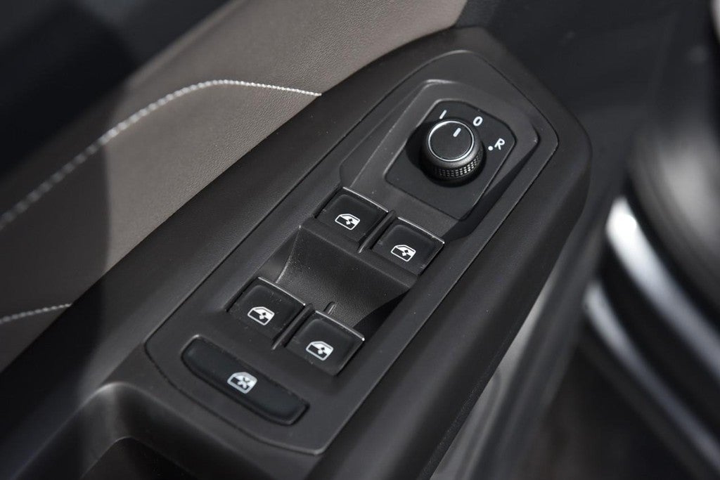 2023 Volkswagen Atlas 3.6L V6 SE w/Technology FWD