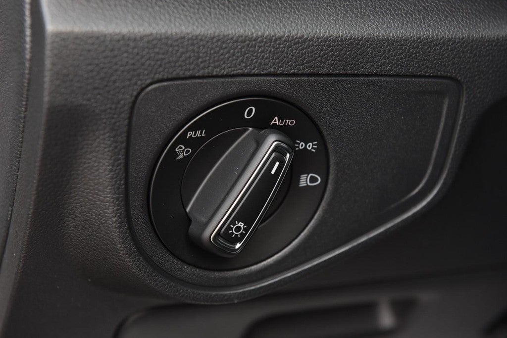 2023 Volkswagen Atlas 3.6L V6 SE w/Technology FWD