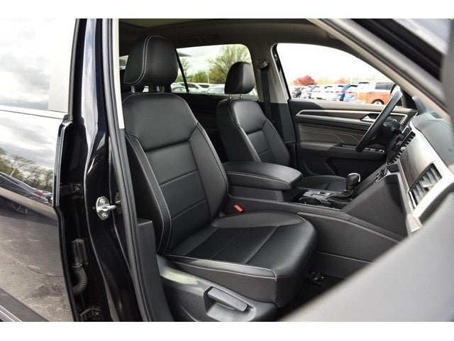 2023 Volkswagen Atlas 3.6L V6 SE w/Technology FWD