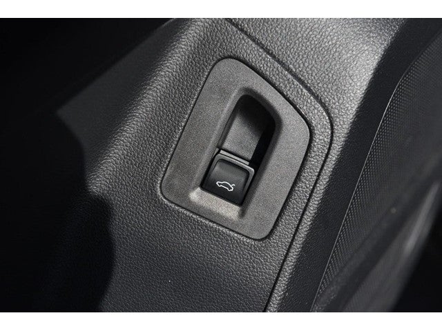 2023 Volkswagen Atlas 3.6L V6 SE w/Technology FWD