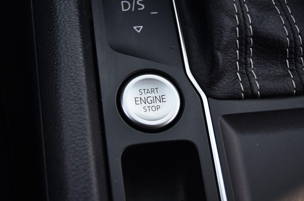 2023 Volkswagen Atlas 3.6L V6 SE w/Technology FWD