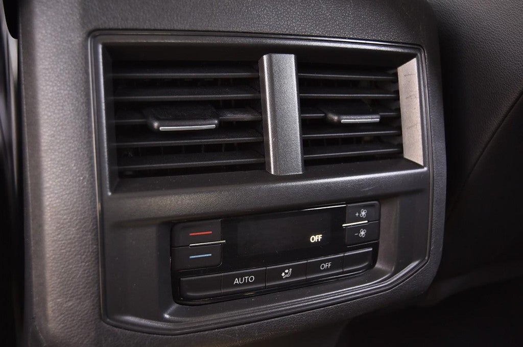 2023 Volkswagen Atlas 3.6L V6 SE w/Technology FWD