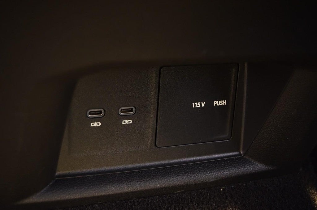 2023 Volkswagen Atlas 3.6L V6 SE w/Technology FWD