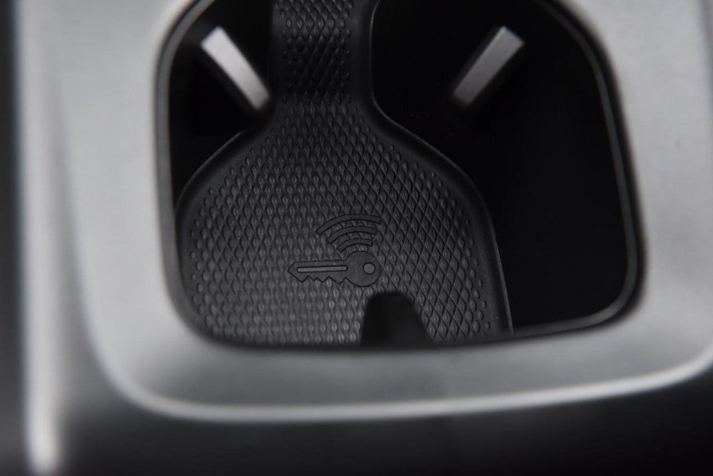 2025 Volkswagen ID.4 4DR AWD PRO S PLUS