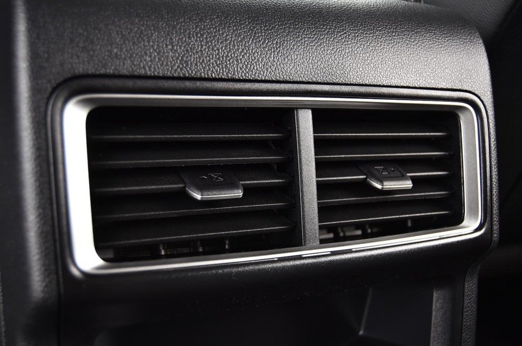 2026 Volkswagen Atlas Cross Sport 2.0T SE w/Technology 4MOTION