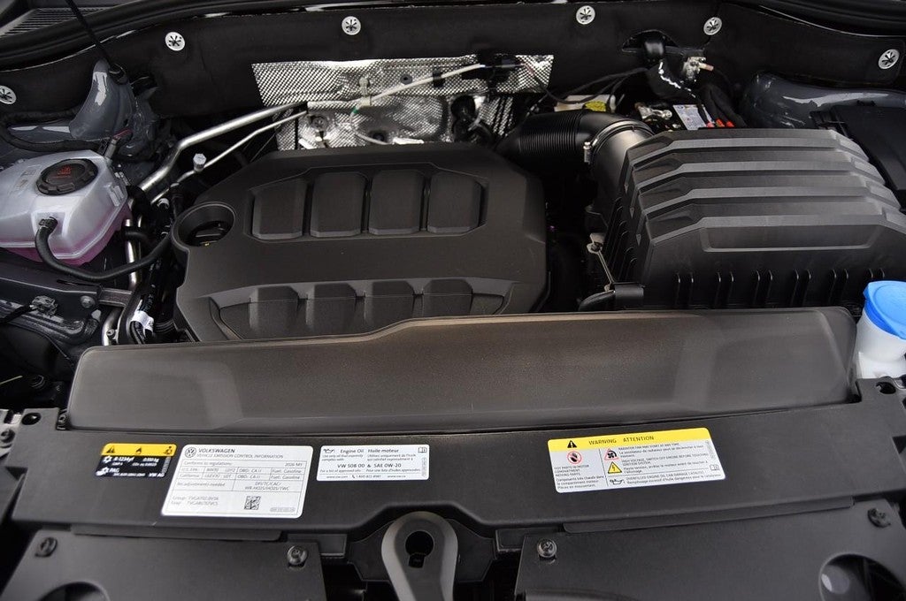 2026 Volkswagen Atlas Cross Sport 2.0T SE w/Technology 4MOTION