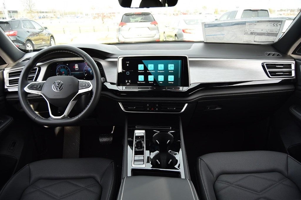 2026 Volkswagen Atlas Cross Sport 2.0T SE w/Technology 4MOTION