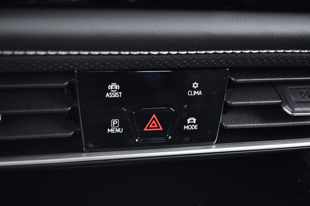 2026 Volkswagen Atlas Cross Sport 2.0T SE w/Technology 4MOTION