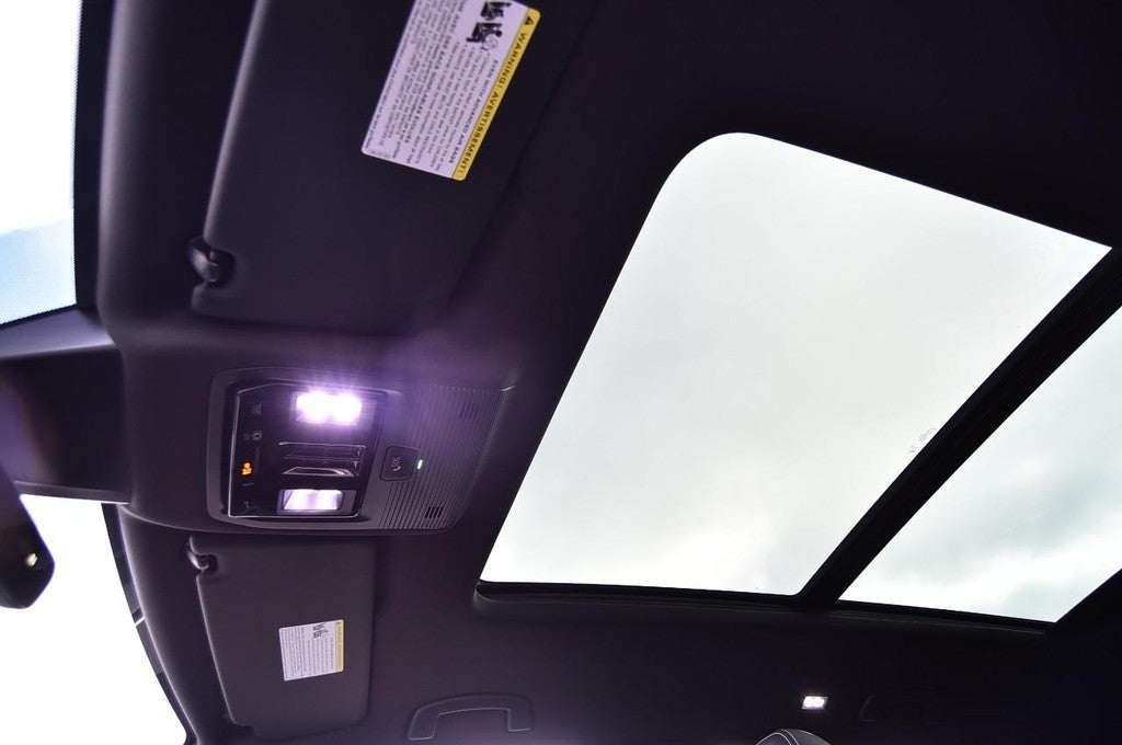 2026 Volkswagen Atlas Cross Sport 2.0T SE w/Technology 4MOTION