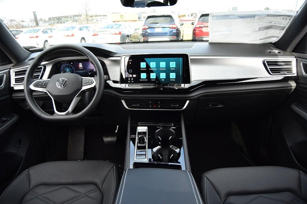 2026 Volkswagen Atlas Cross Sport 2.0T SE w/Technology 4MOTION