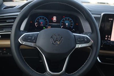 2026 Volkswagen Atlas Cross Sport 2.0T SE w/Technology 4MOTION