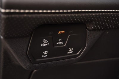 2026 Volkswagen Atlas Cross Sport 2.0T SE w/Technology 4MOTION