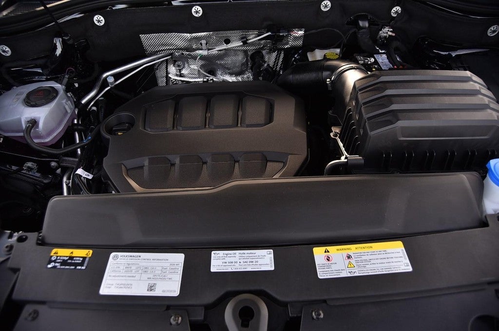 2026 Volkswagen Atlas Cross Sport 2.0T SE w/Technology 4MOTION