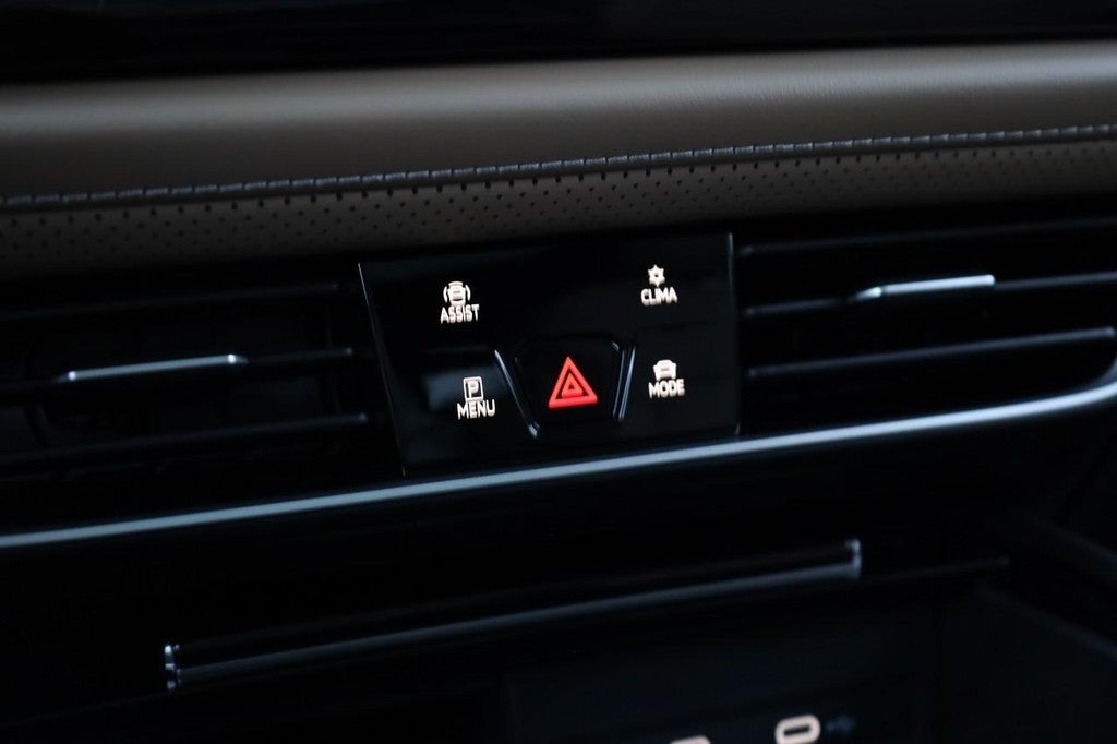 2026 Volkswagen Atlas Cross Sport 2.0T SE w/Technology 4MOTION