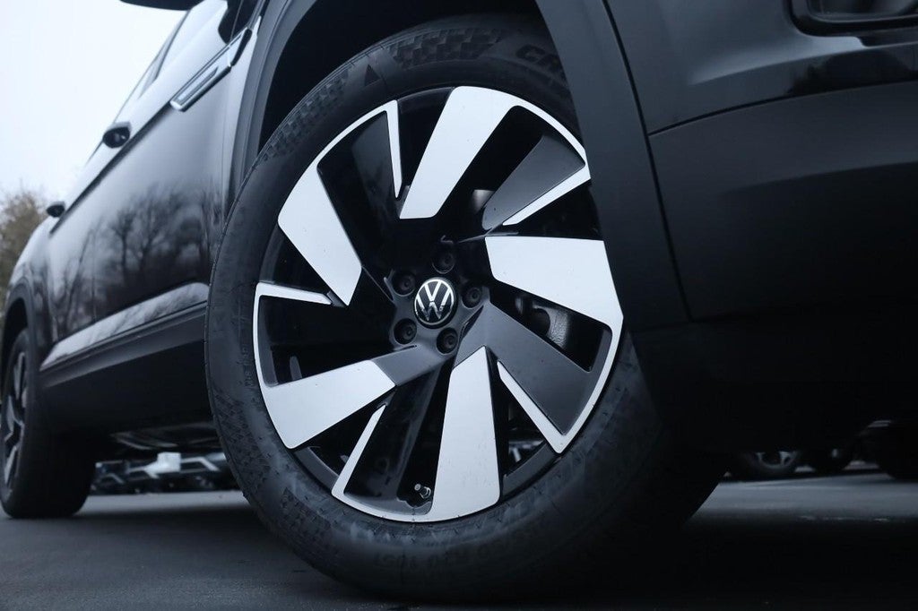 2026 Volkswagen Atlas Cross Sport 2.0T SE w/Technology 4MOTION