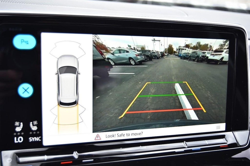 2026 Volkswagen Atlas Cross Sport 2.0T SE w/Technology 4MOTION