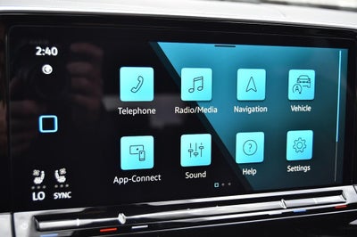 2026 Volkswagen Atlas Cross Sport 2.0T SE w/Technology 4MOTION