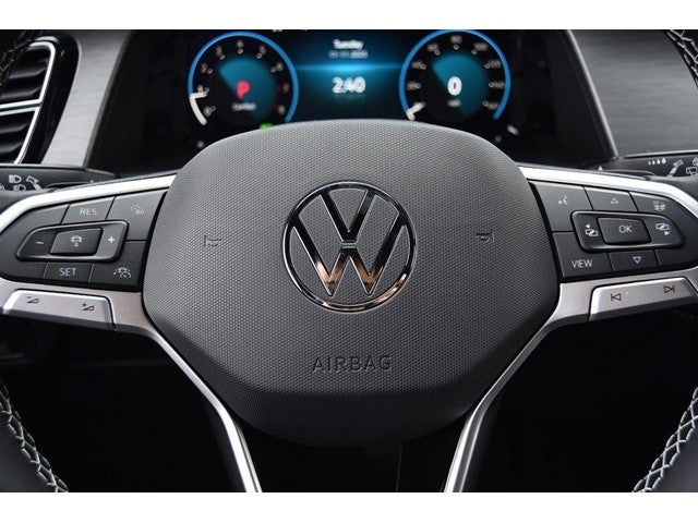 2026 Volkswagen Atlas Cross Sport 2.0T SE w/Technology 4MOTION