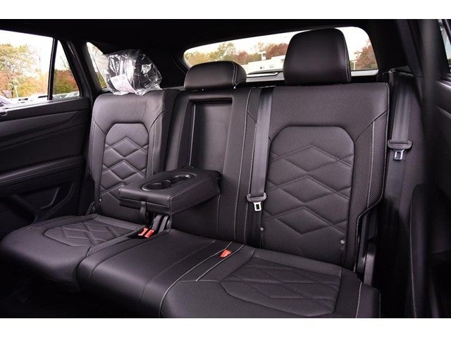 2026 Volkswagen Atlas Cross Sport 2.0T SE w/Technology 4MOTION