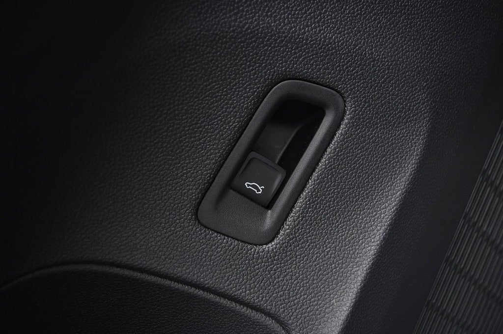 2026 Volkswagen Atlas Cross Sport 2.0T SE w/Technology 4MOTION