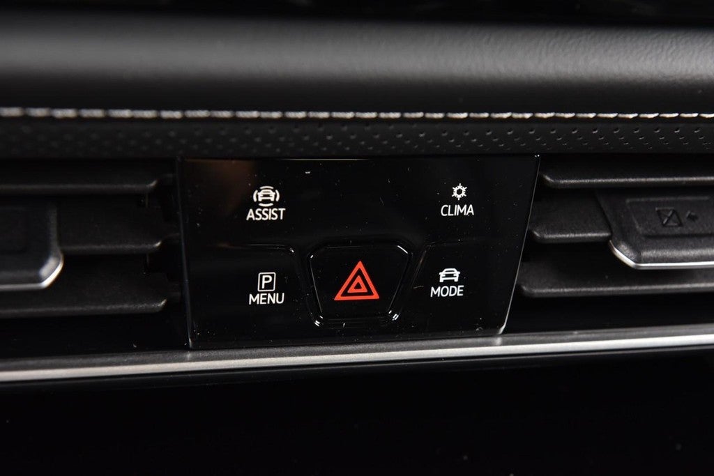 2026 Volkswagen Atlas Cross Sport 2.0T SE w/Technology 4MOTION