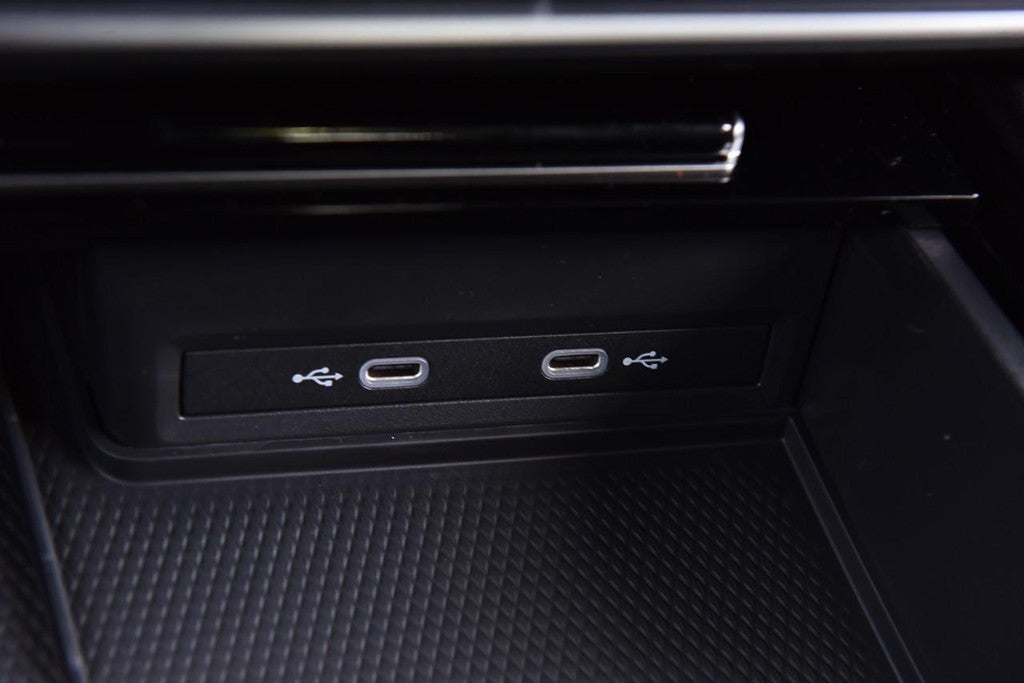 2026 Volkswagen Atlas Cross Sport 2.0T SE w/Technology 4MOTION