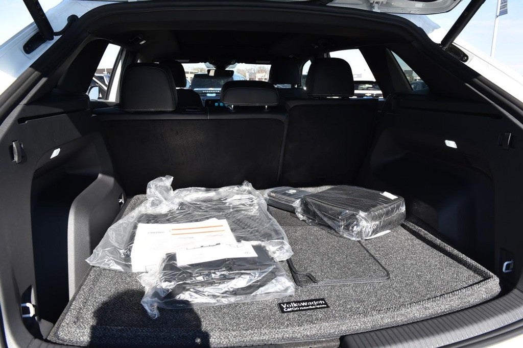 2026 Volkswagen Atlas Cross Sport 2.0T SE w/Technology 4MOTION