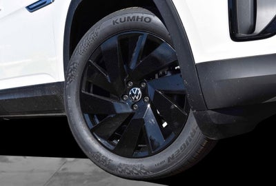 2026 Volkswagen Atlas Cross Sport 2.0T SE w/Technology 4MOTION