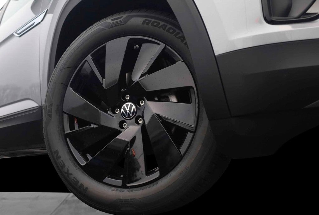 2026 Volkswagen Atlas Cross Sport 2.0T SE w/Technology 4MOTION