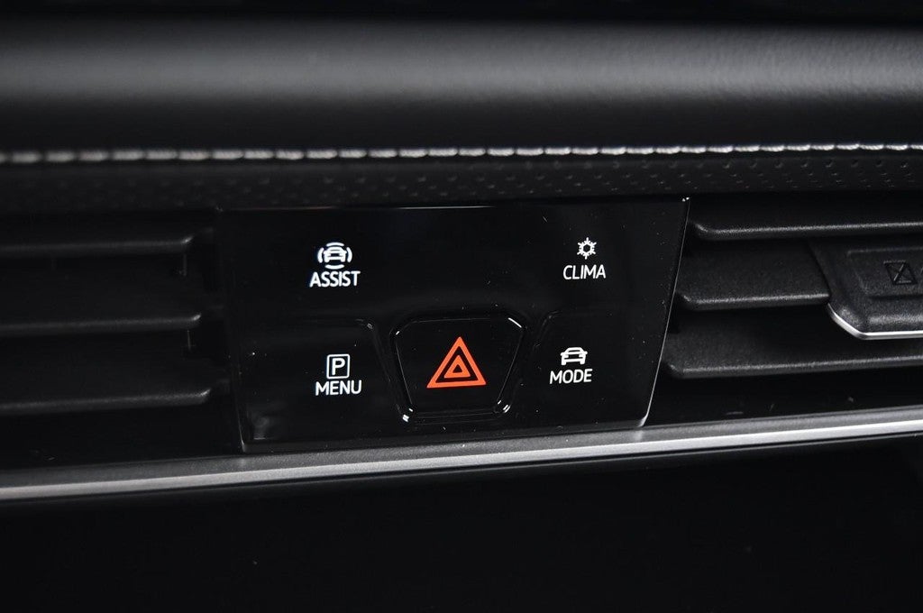 2026 Volkswagen Atlas Cross Sport 2.0T SE w/Technology 4MOTION