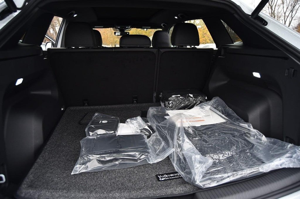 2026 Volkswagen Atlas Cross Sport 2.0T SE w/Technology 4MOTION