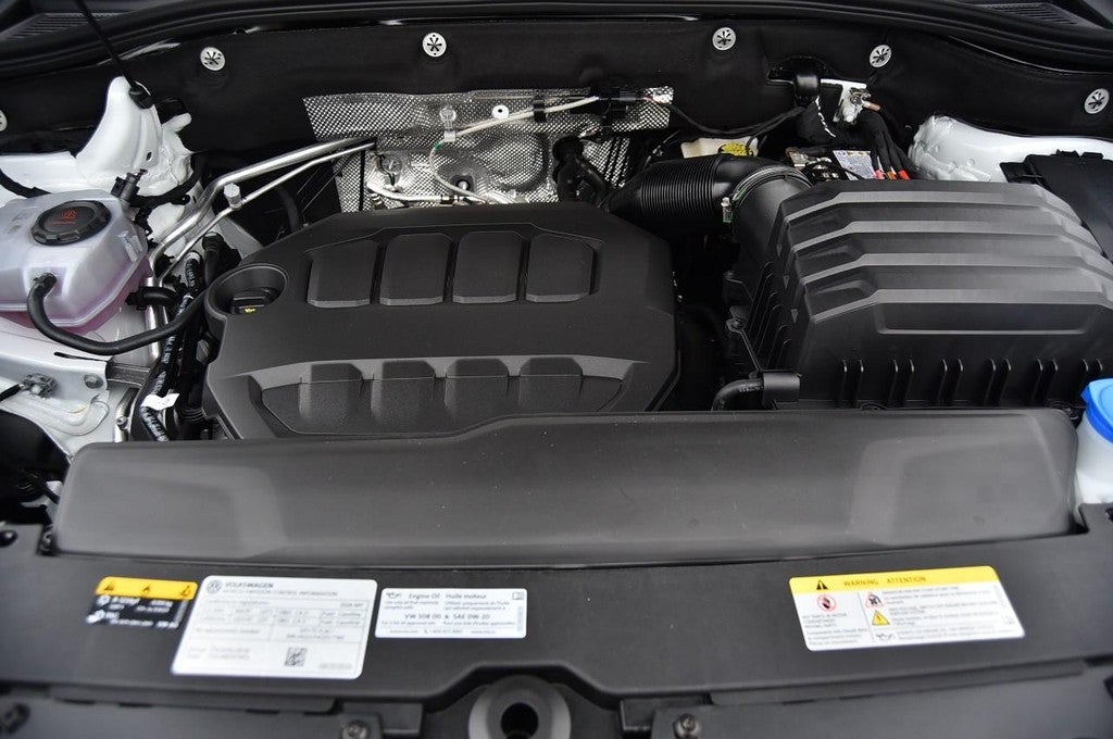 2026 Volkswagen Atlas Cross Sport 2.0T SE w/Technology 4MOTION