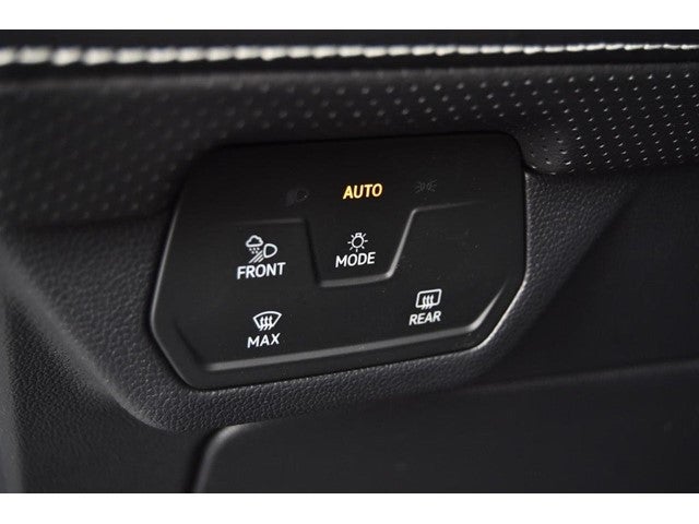 2026 Volkswagen Atlas Cross Sport 2.0T SE w/Technology 4MOTION