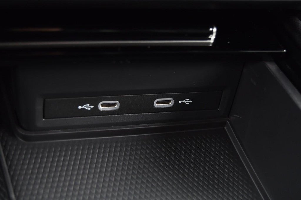 2026 Volkswagen Atlas Cross Sport 2.0T SE w/Technology 4MOTION