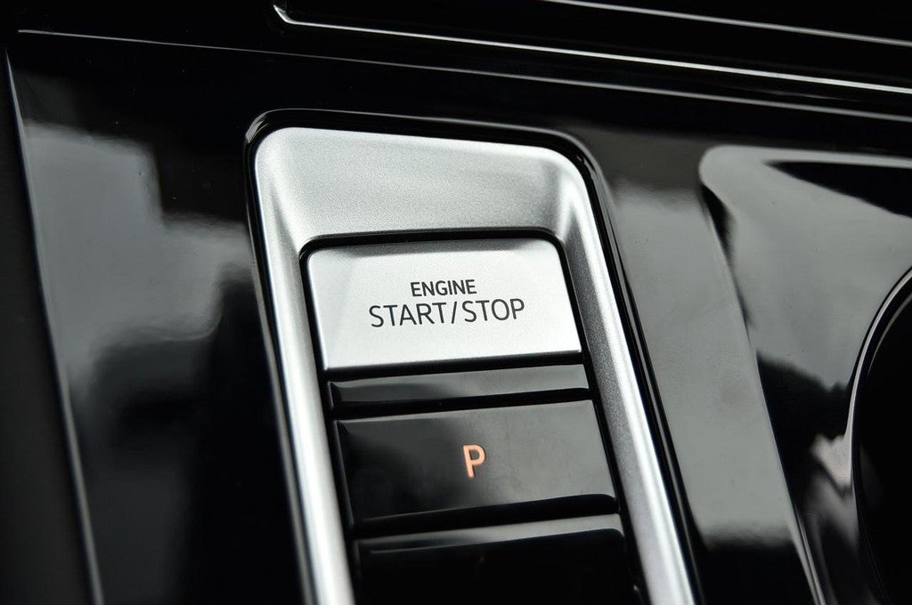 2026 Volkswagen Atlas Cross Sport 2.0T SE w/Technology 4MOTION