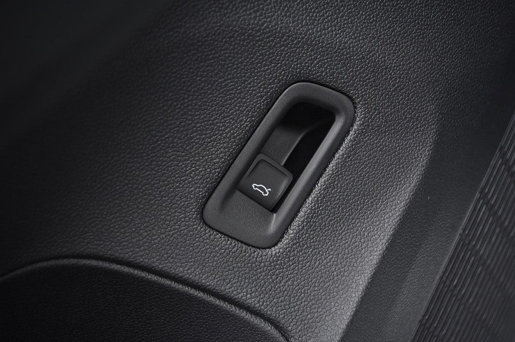 2026 Volkswagen Atlas Cross Sport 2.0T SE w/Technology 4MOTION