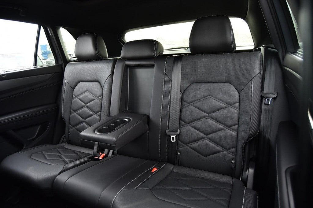 2026 Volkswagen Atlas Cross Sport 2.0T SE w/Technology 4MOTION