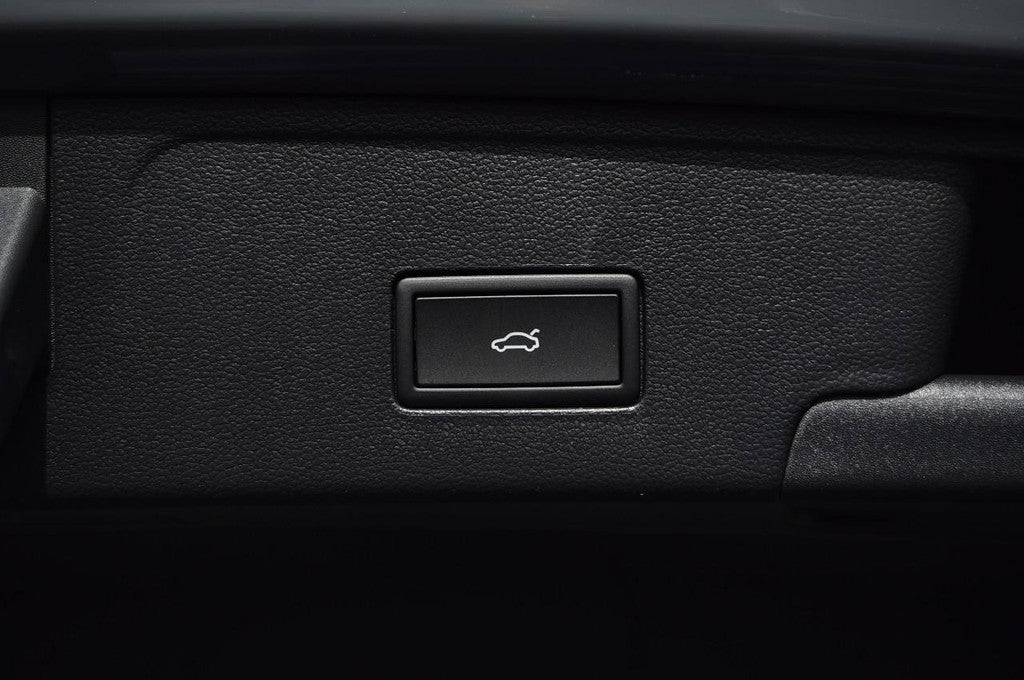 2026 Volkswagen Atlas Cross Sport 2.0T SE w/Technology 4MOTION