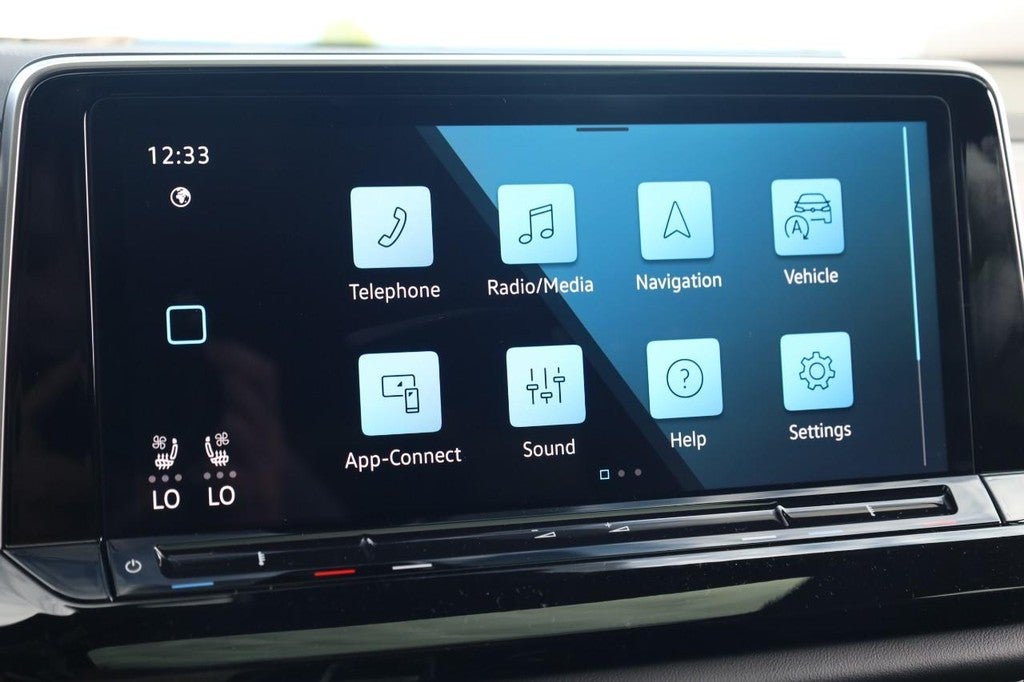 2026 Volkswagen Atlas Cross Sport 2.0T SE w/Technology 4MOTION