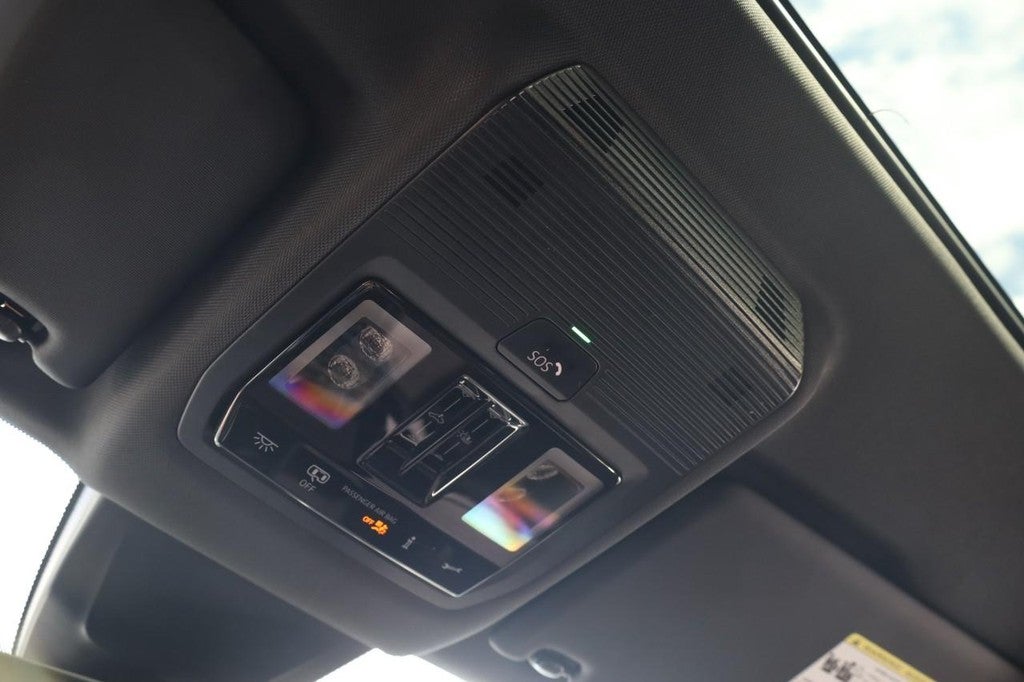 2026 Volkswagen Atlas Cross Sport 2.0T SE w/Technology 4MOTION