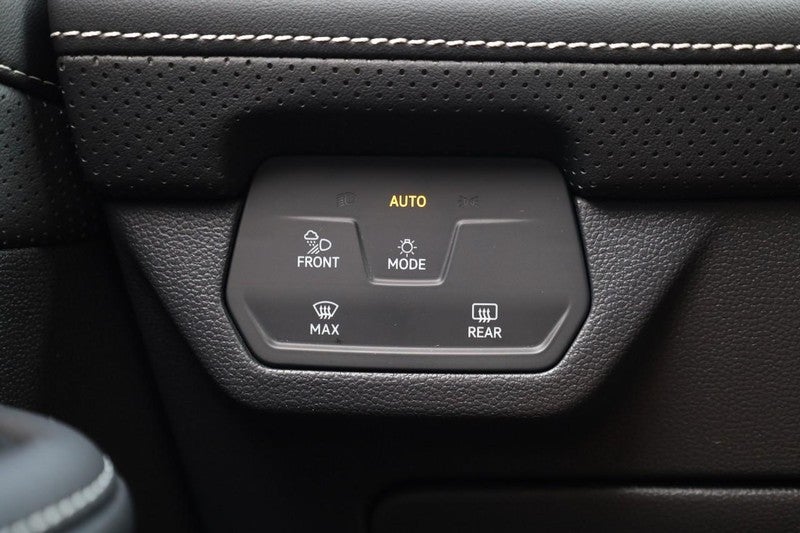 2026 Volkswagen Atlas Cross Sport 2.0T SE w/Technology 4MOTION