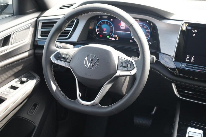 2026 Volkswagen Atlas Cross Sport 2.0T SE w/Technology 4MOTION