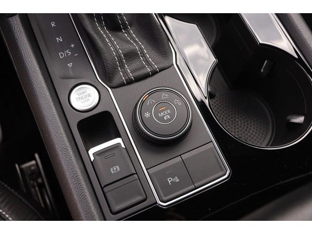 2023 Volkswagen Atlas Cross Sport 3.6L V6 SE w/Technology 4MOTION