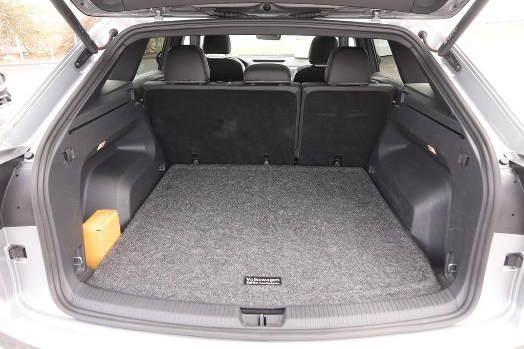 2023 Volkswagen Atlas Cross Sport 3.6L V6 SE w/Technology 4MOTION