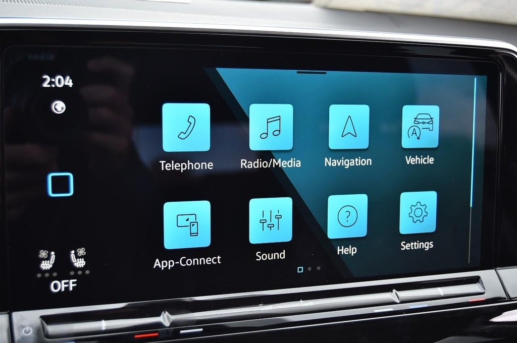 2026 Volkswagen Atlas 2.0T SE w/Technology 4MOTION